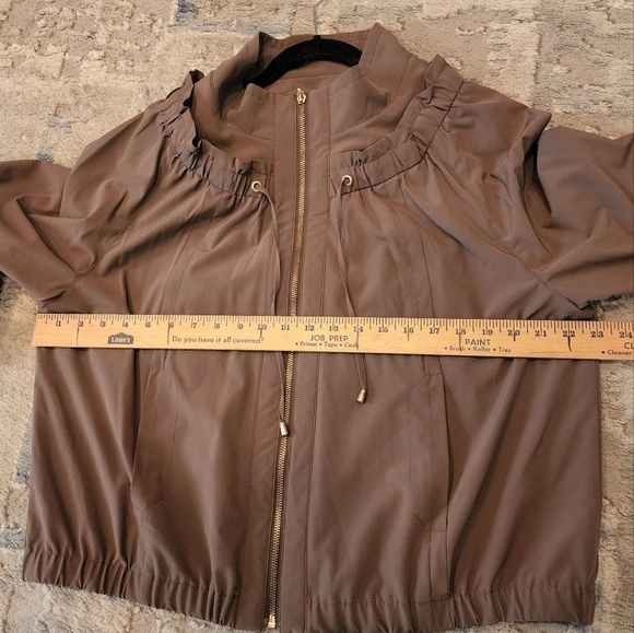 Chico's Zenergy brown tan zip jacket - Picture 14 of 16